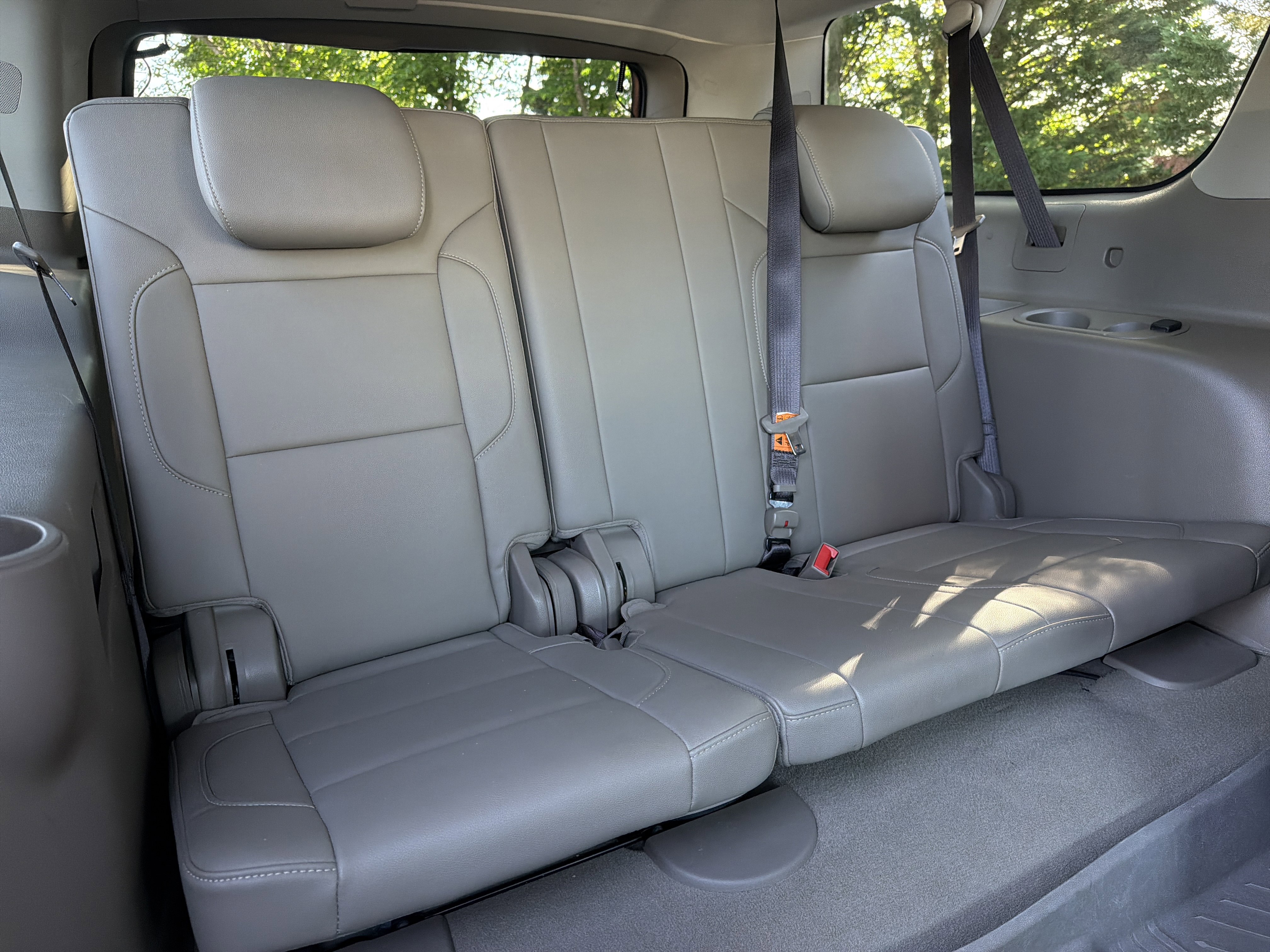 Used 2019 Chevrolet Suburban LT AWD/4WD image 32