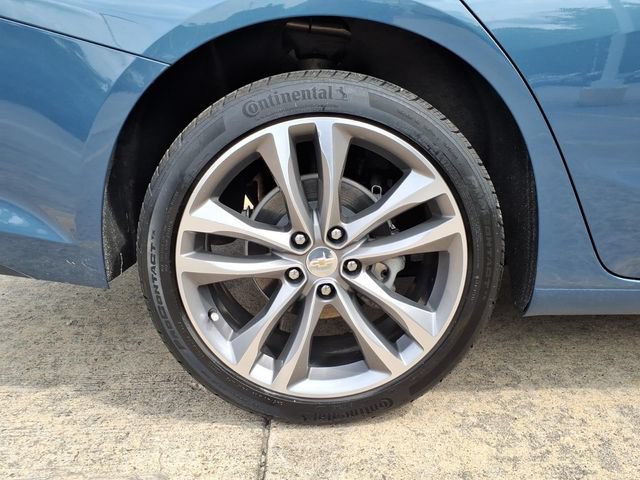 Used 2025 Chevrolet Malibu LT FWD image 7