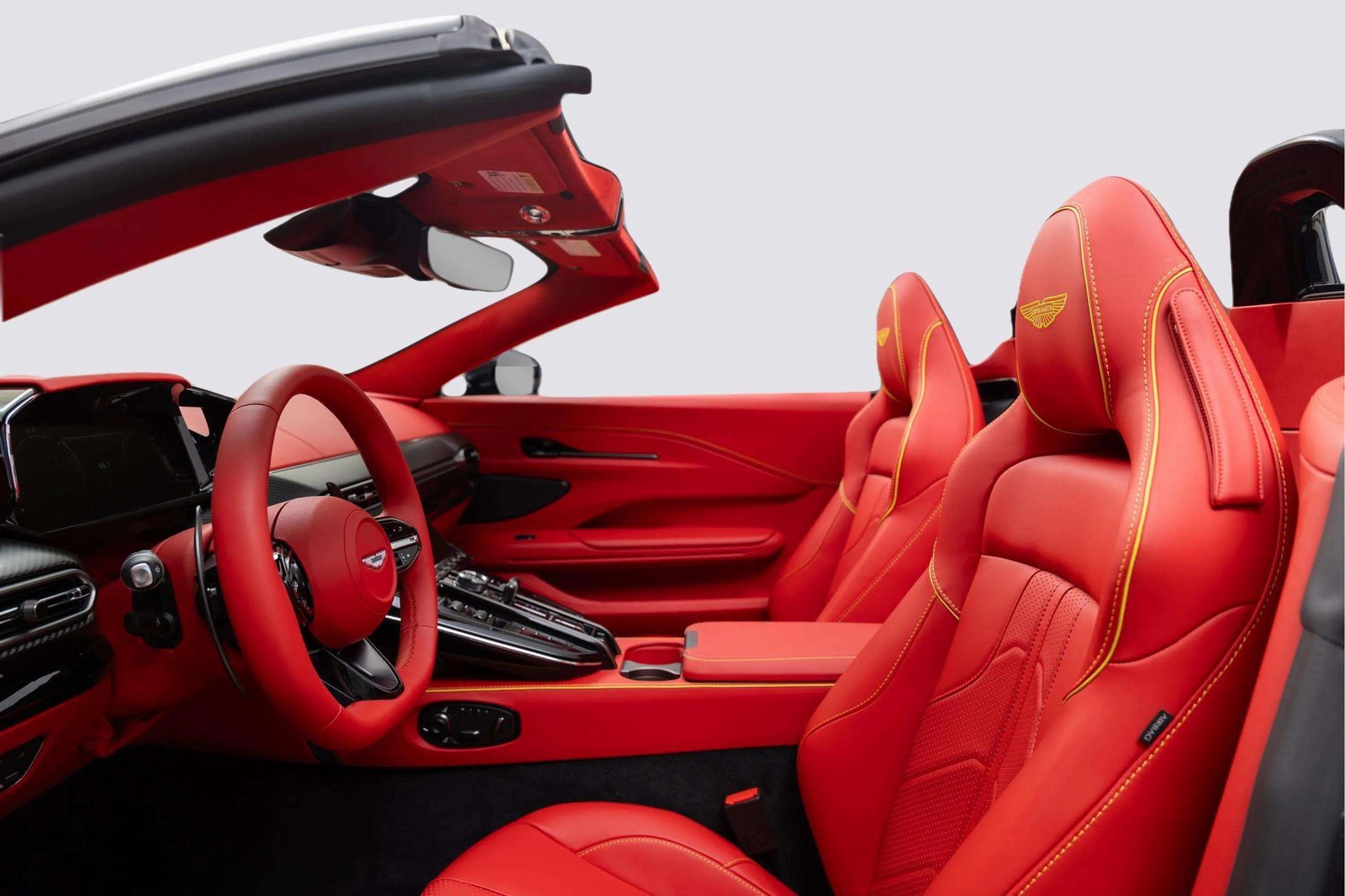 New 2026 Aston Martin V8 Vantage Roadster image 31