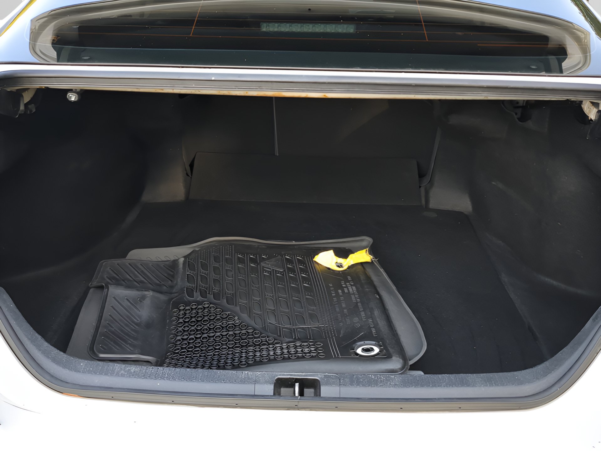 Used 2023 Toyota Camry LE FWD image 46