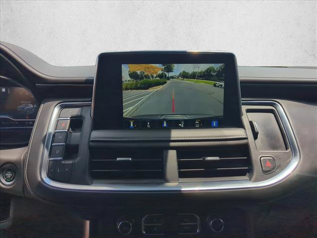 Used 2023 Chevrolet Suburban Z71 w/ Z71 Off-Road Package AWD/4WD image 16