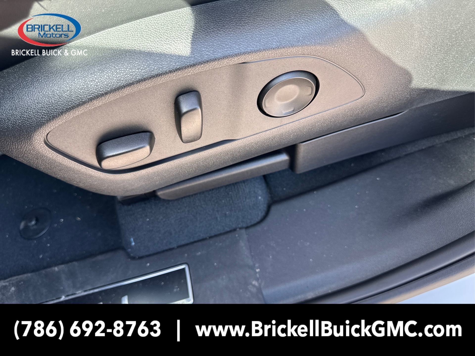 New 2025 GMC Sierra EV Denali image 22