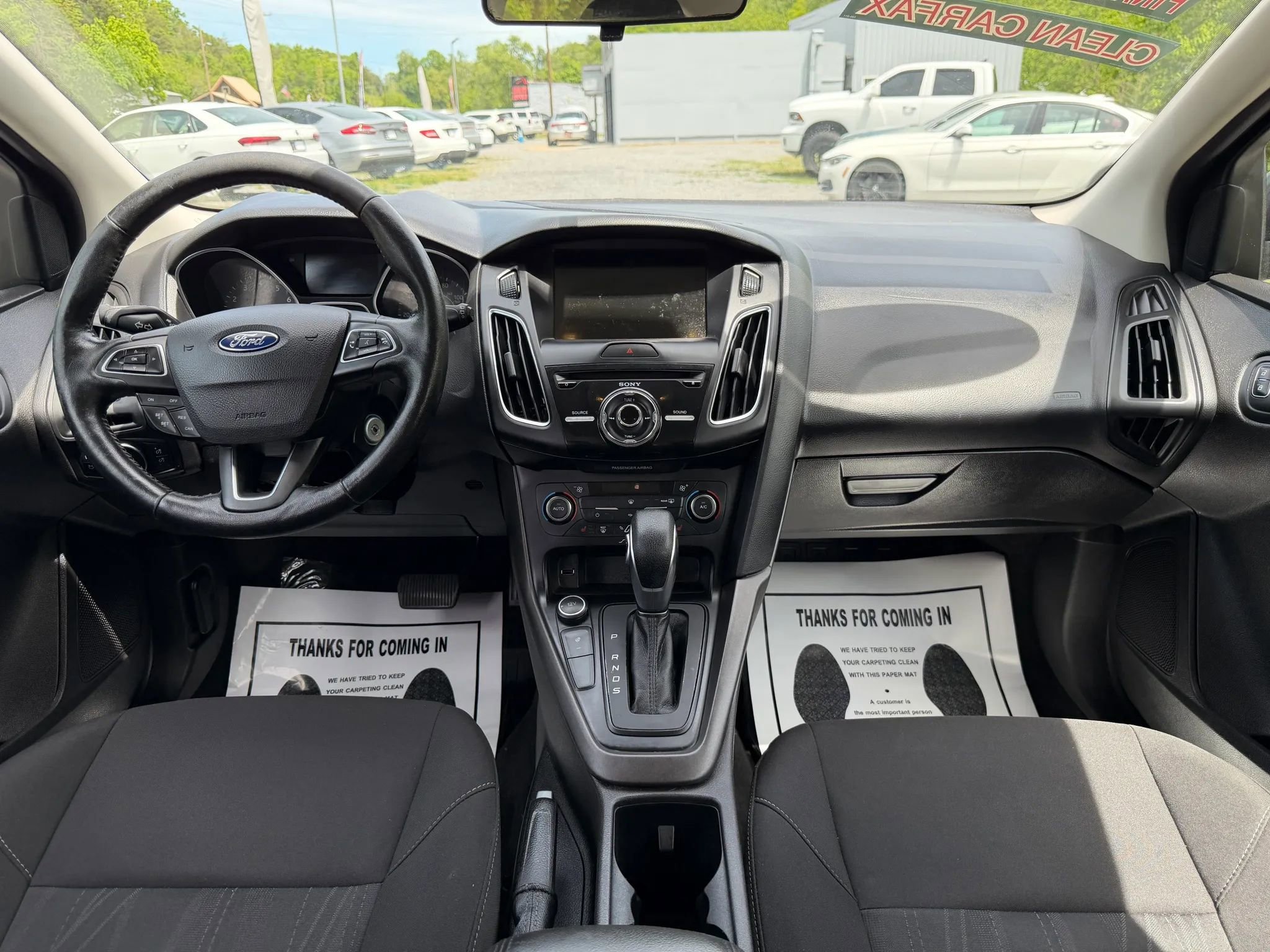 Used 2017 Ford Focus SEL w/ Cold Weather Package FWD image 23