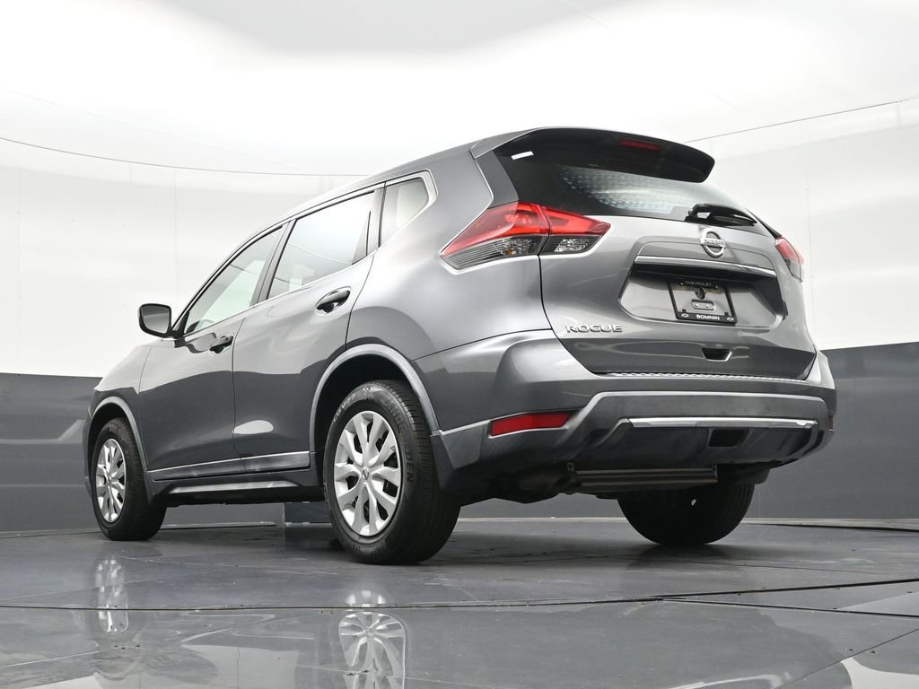 Used 2018 Nissan Rogue S image 25