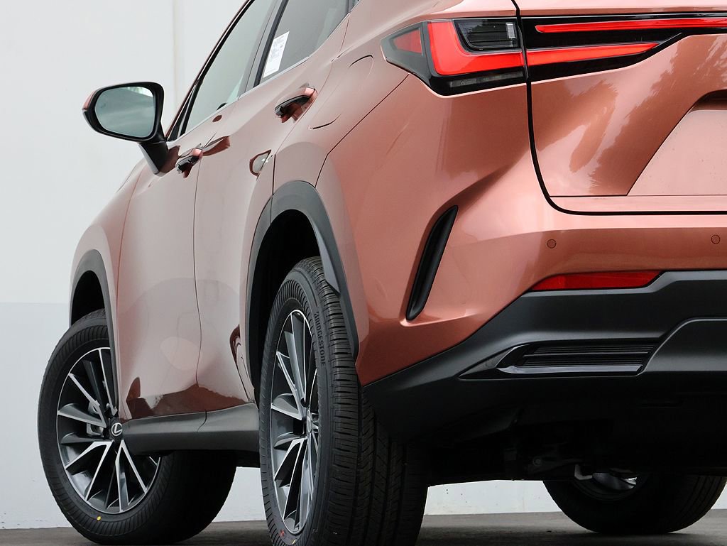 New 2026 Lexus NX 350 AWD image 8