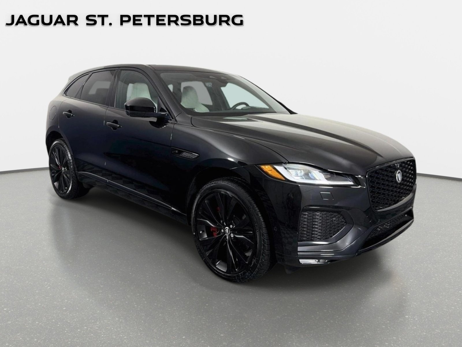 New 2026 Jaguar F-PACE R-Dynamic S AWD/4WD image 3