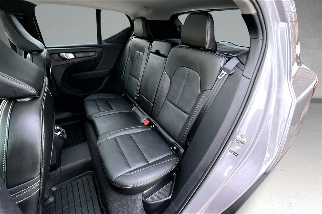 Used 2026 Volvo XC40 B5 Plus w/ Protection Package Premier image 21