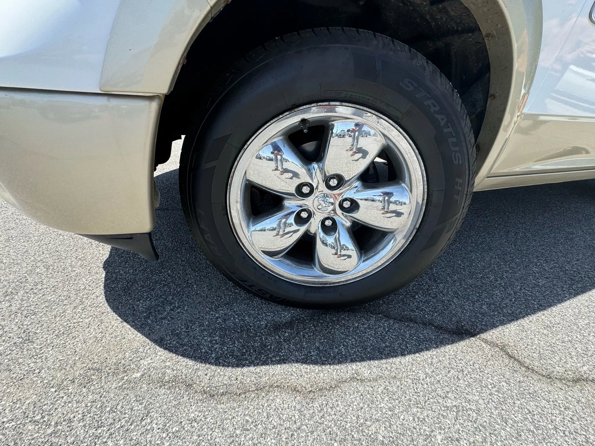 Used 2014 RAM 1500 Laramie Longhorn w/ Convenience Group image 20