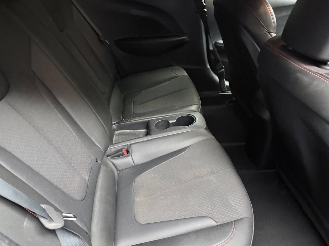 Used 2020 Hyundai Veloster Turbo FWD image 14