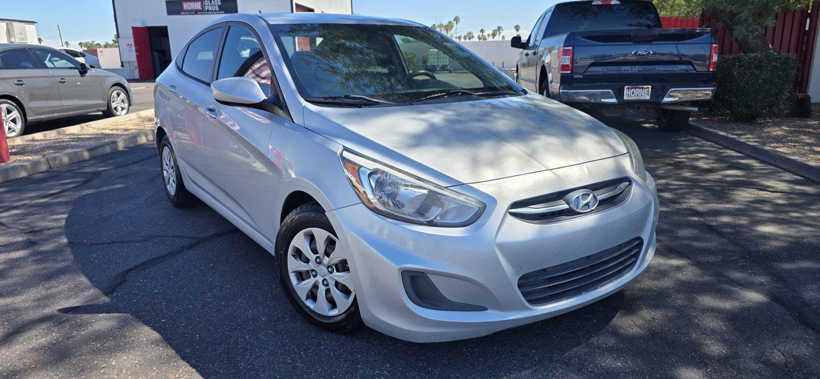 Used 2015 Hyundai Accent GLS w/ Option Group 02 FWD image 3