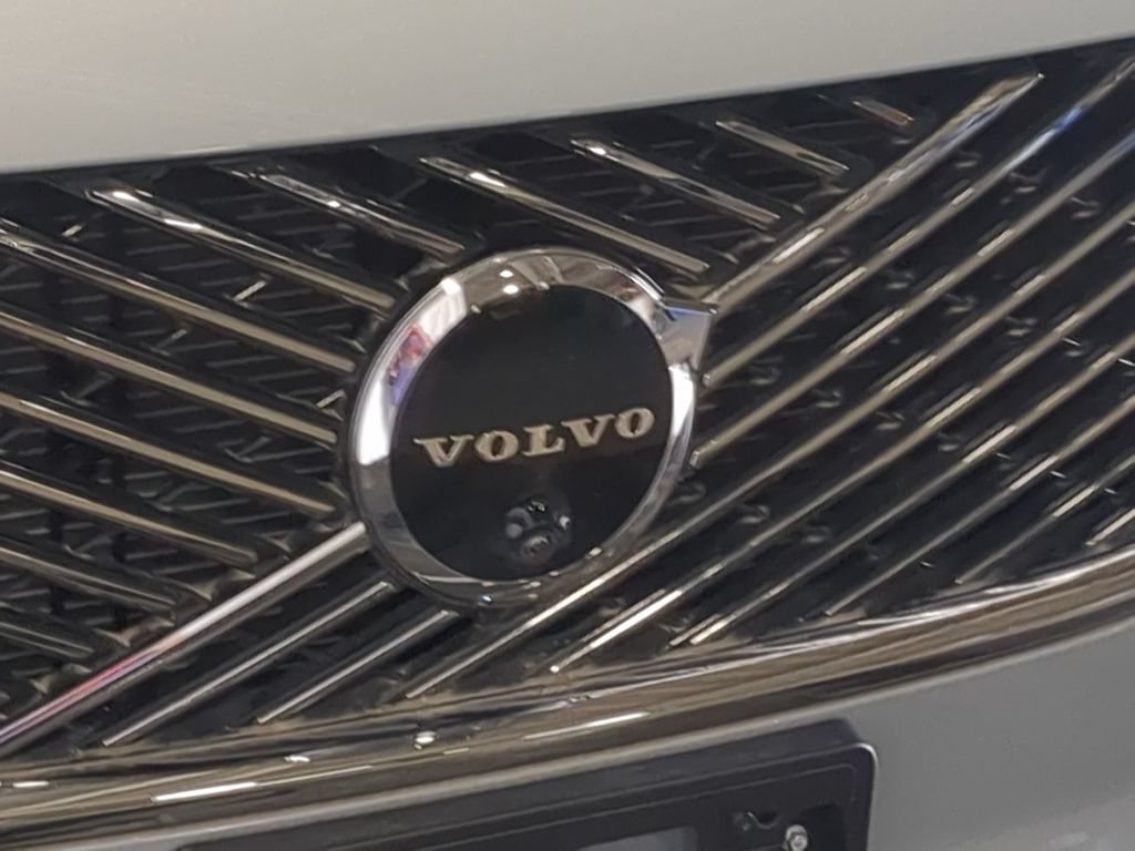Used 2026 Volvo XC90 B5 Plus w/ Protection Package AWD/4WD image 14