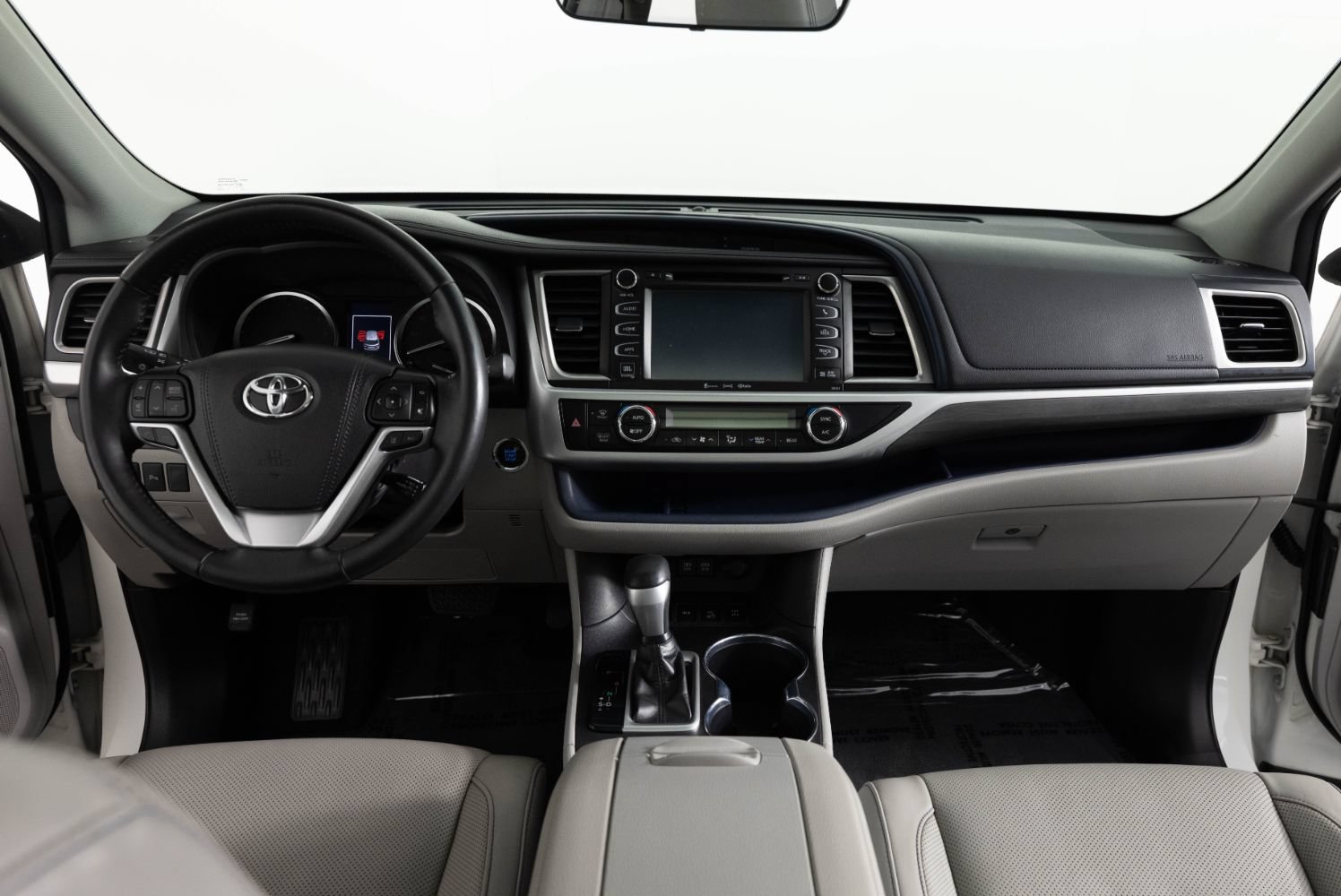 Used 2019 Toyota Highlander Limited Platinum AWD/4WD image 42