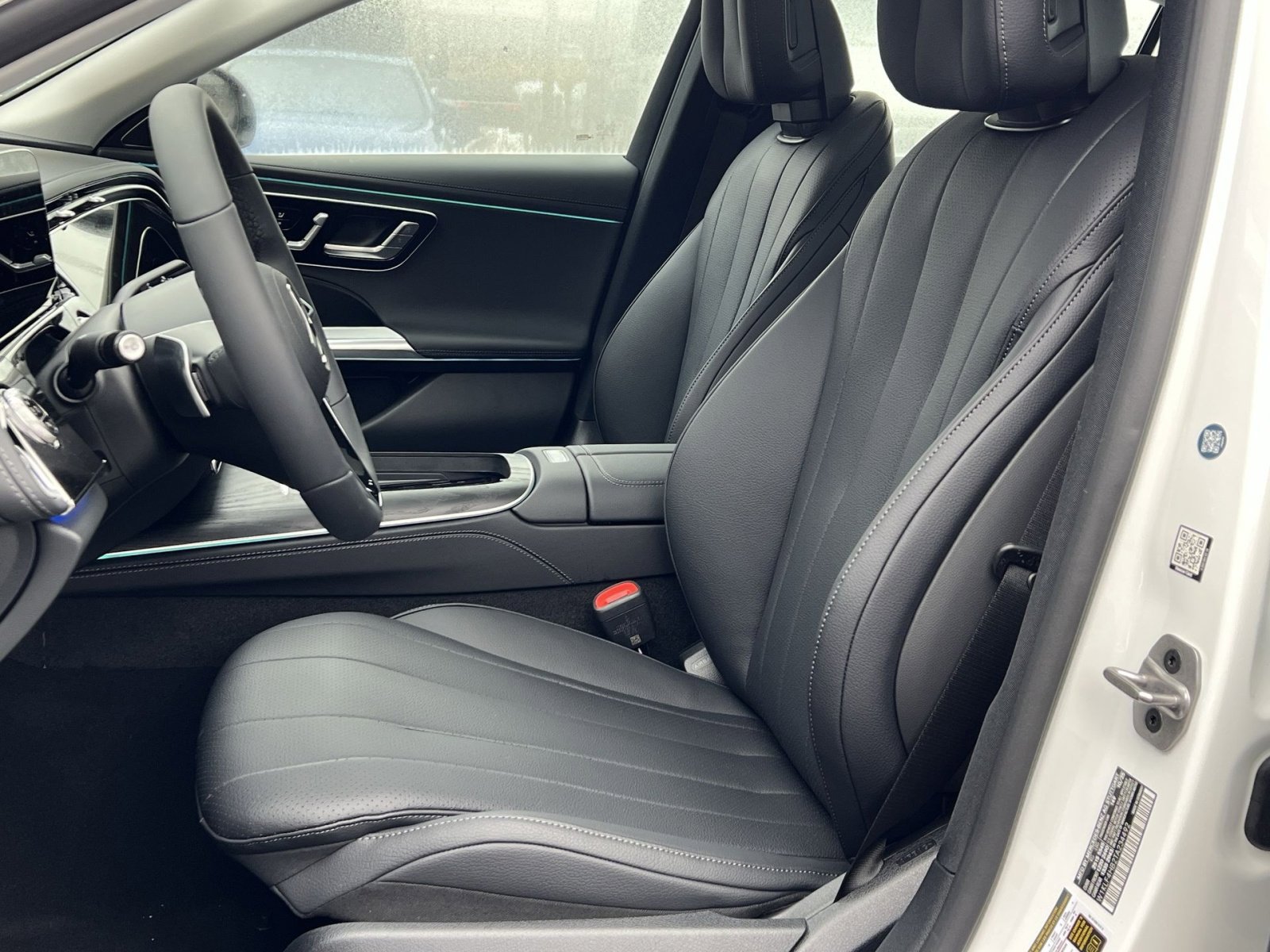 New 2026 Mercedes-Benz E 350 4MATIC Sedan image 11