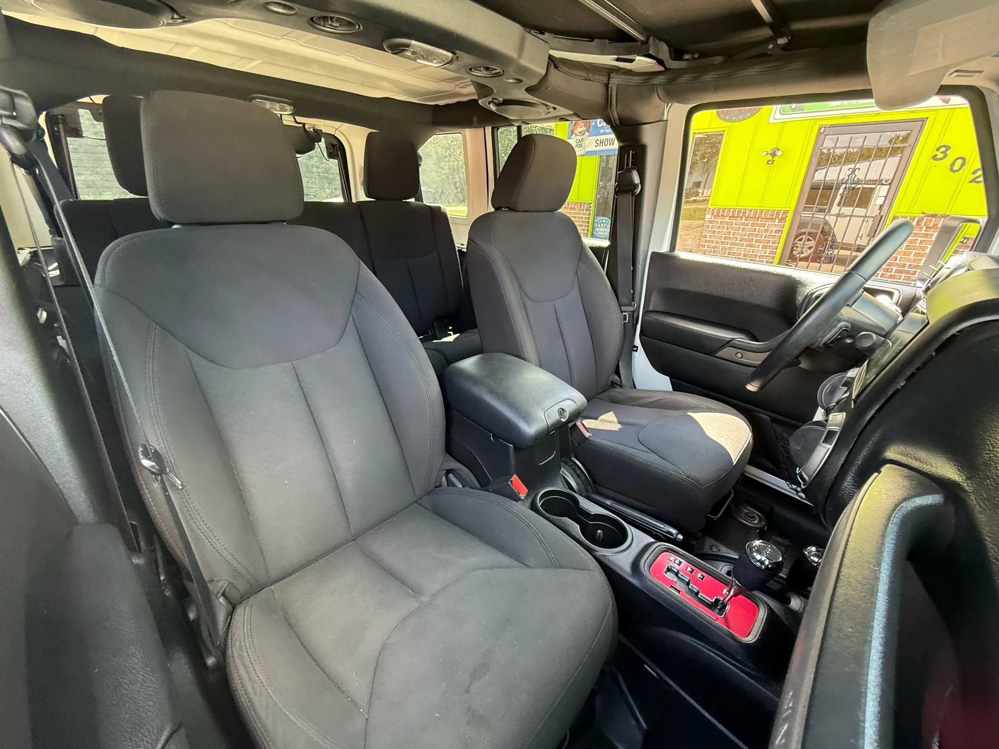 Used 2014 Jeep Wrangler Unlimited Sport w/ Quick Order Package 24S AWD/4WD image 10