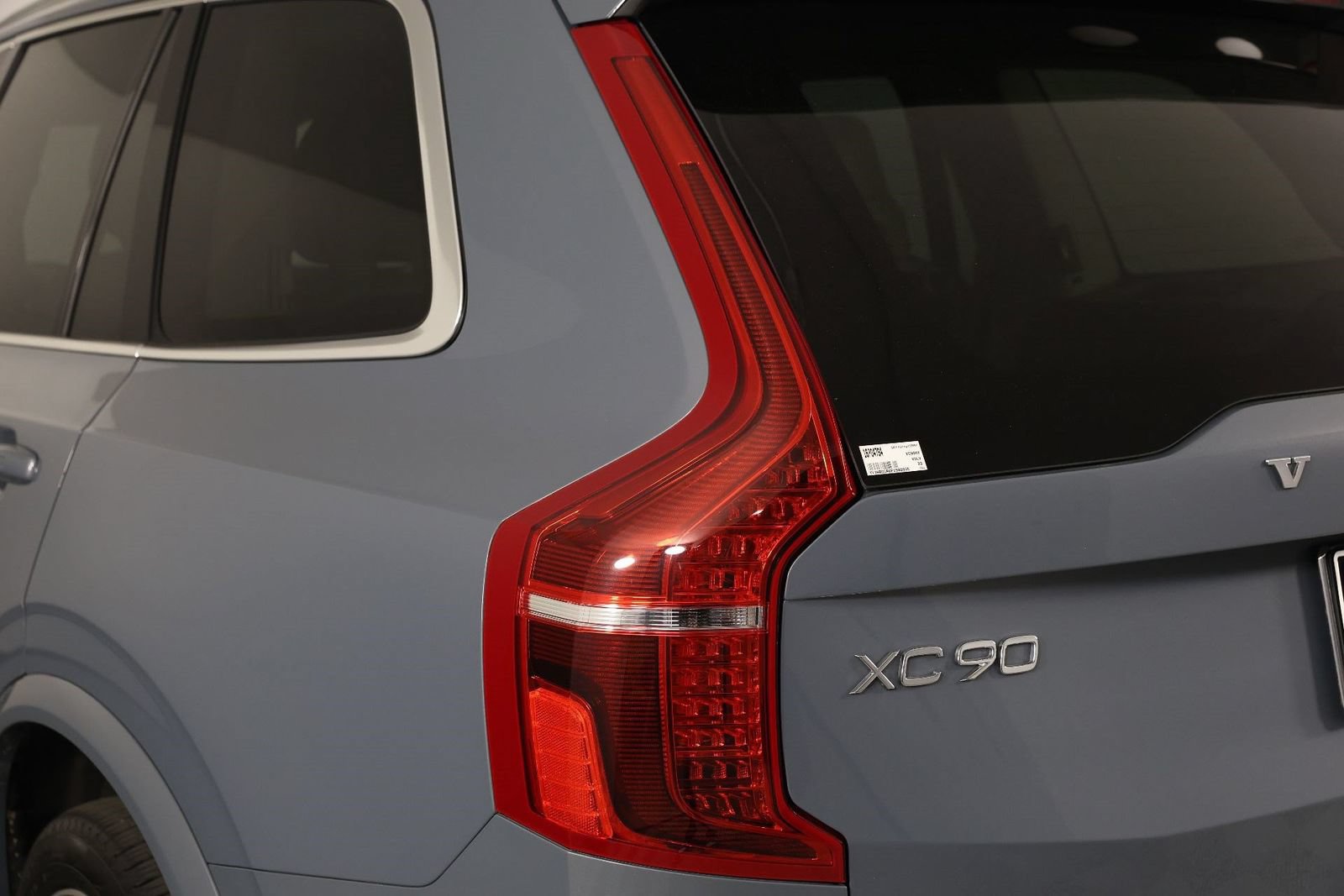 Used 2023 Volvo XC90 T8 Ultimate AWD/4WD image 18