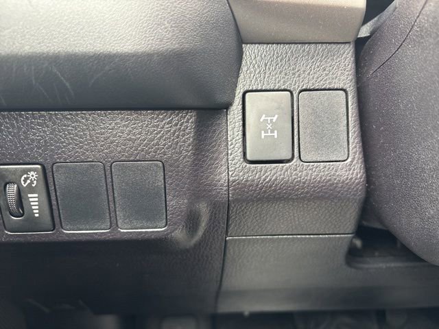 Used 2016 Toyota RAV4 LE AWD/4WD image 20