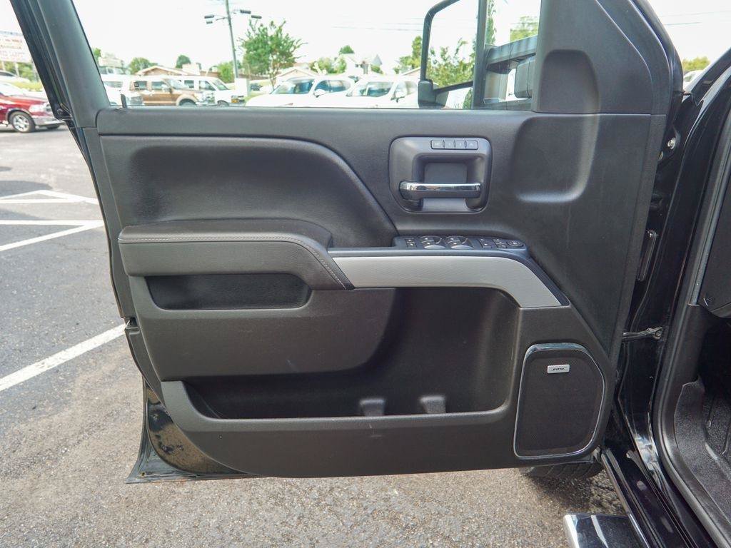 Used 2017 Chevrolet Silverado 2500 LTZ w/ Vortec Plus Package AWD/4WD image 16