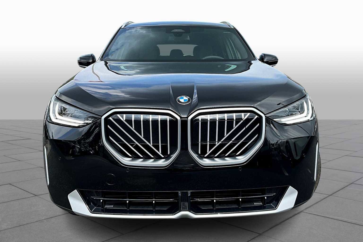 New 2025 BMW X3 xDrive30i w/ Convenience Package AWD/4WD image 3