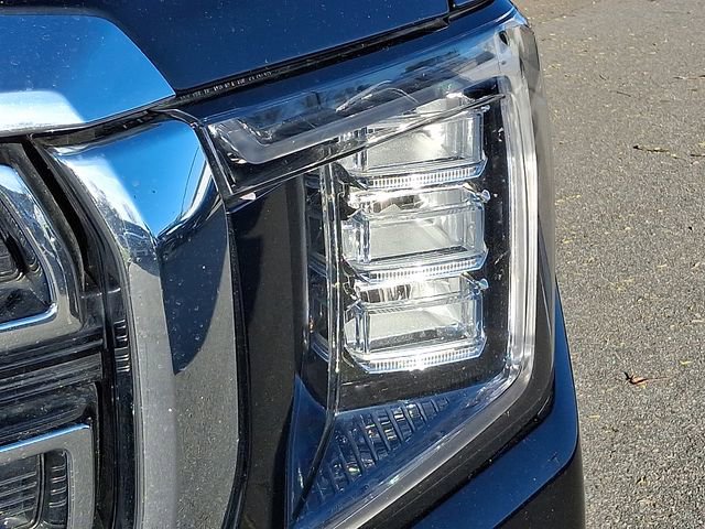 Used 2021 GMC Yukon SLT image 9