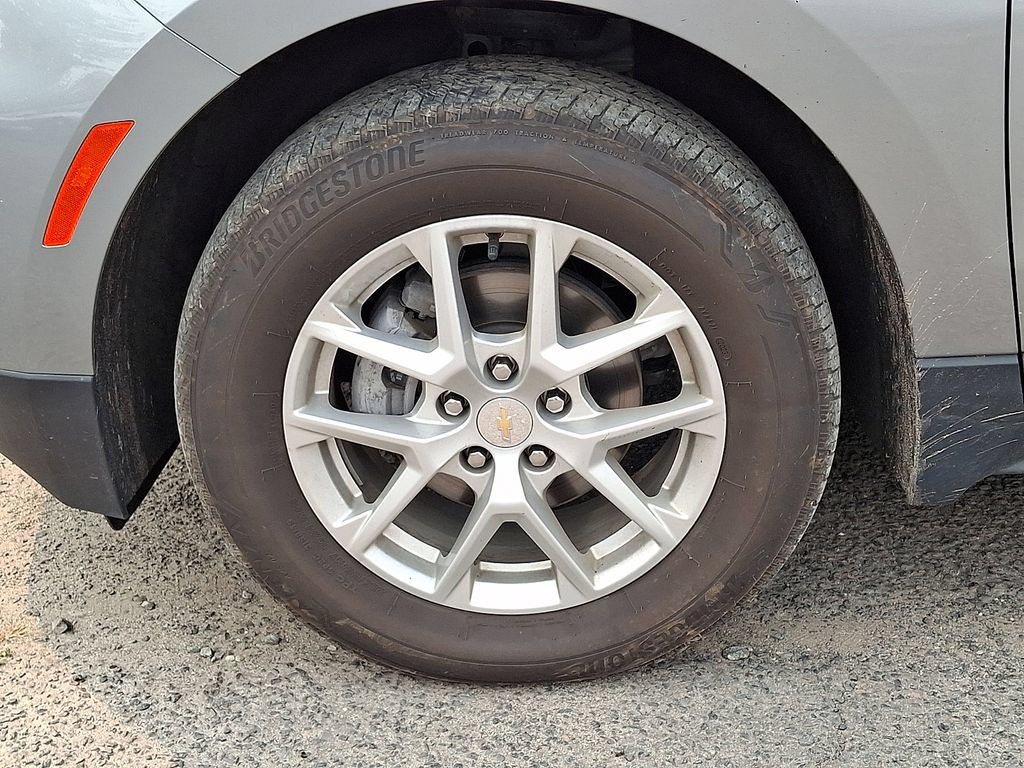 Used 2024 Chevrolet Equinox LT AWD/4WD image 32