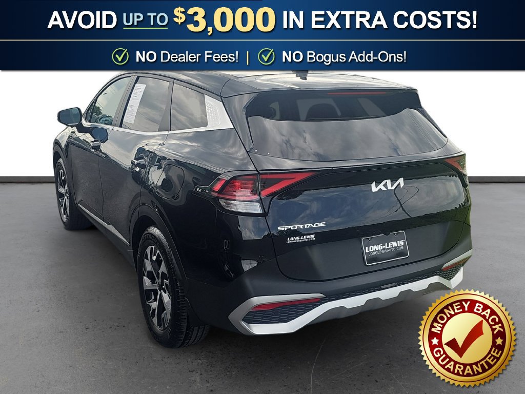 Used 2023 Kia Sportage EX FWD image 2