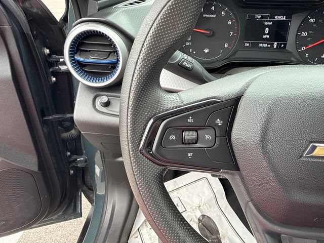 Used 2025 Chevrolet Trax LS w/ LS Convenience Package FWD image 20