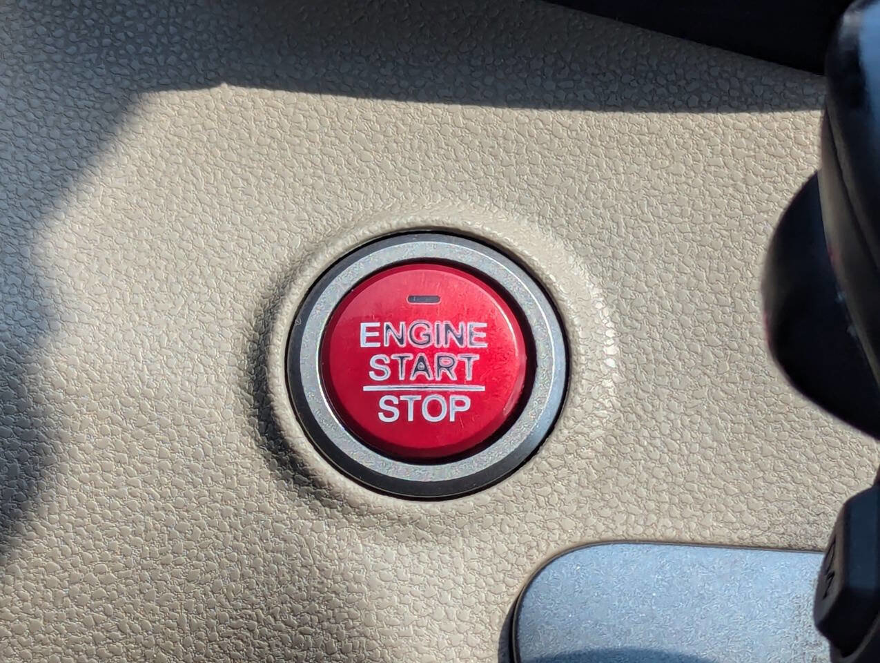 Used 2015 Honda Odyssey EX image 23