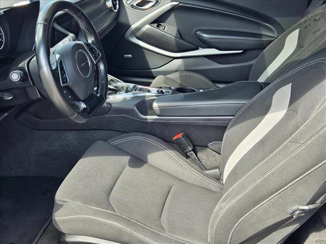 Used 2020 Chevrolet Camaro LT w/ RS Package image 16