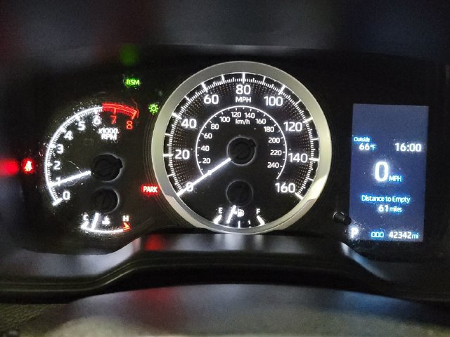 Used 2022 Toyota Corolla LE FWD image 29