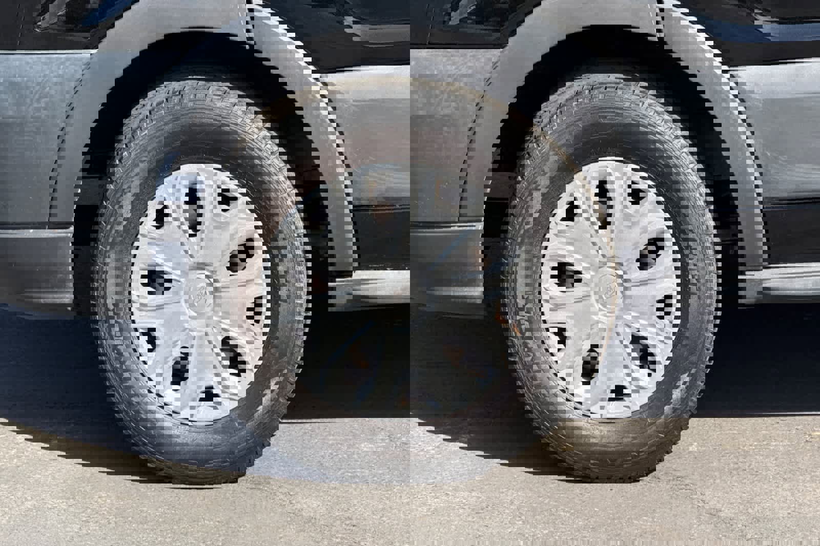 Used 2017 Ford Transit 150 130 Low Roof w/ Exterior Upgrade Package image 27