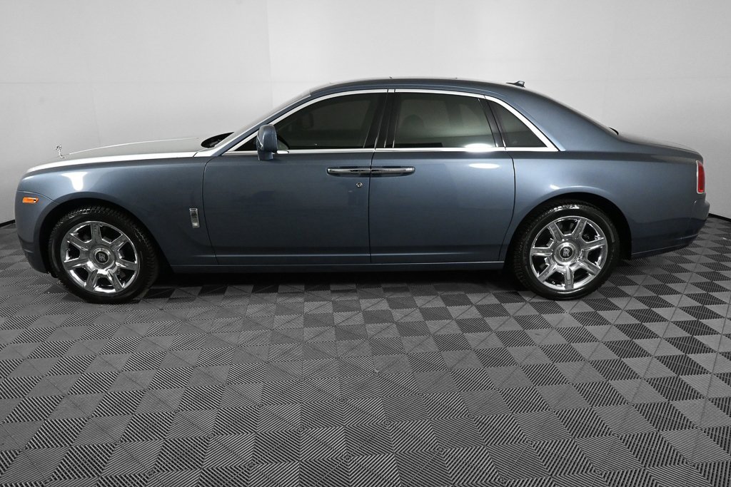 Used 2010 Rolls-Royce Ghost image 3