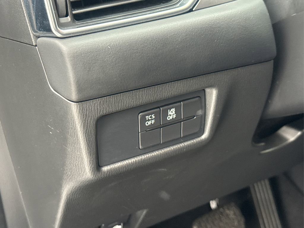 Used 2020 MAZDA CX-5 Touring image 32