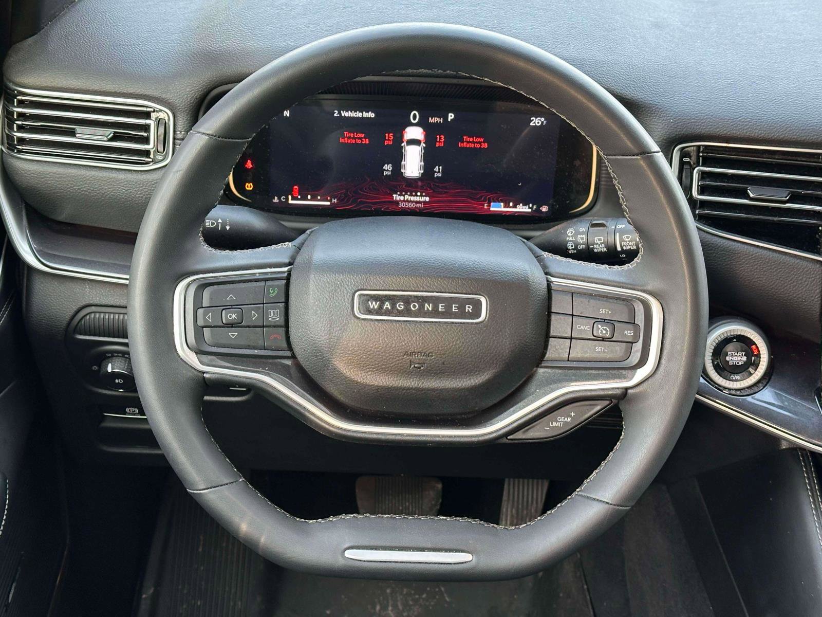 Used 2024 Jeep Wagoneer 4WD w/ Premium Group I image 12