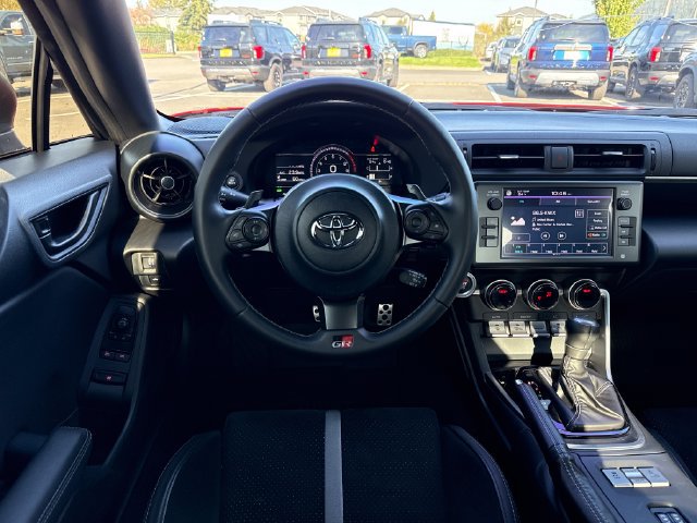 Used 2023 Toyota GR86 Premium w/ ALL Weather Mat Package (TMS) RWD image 14