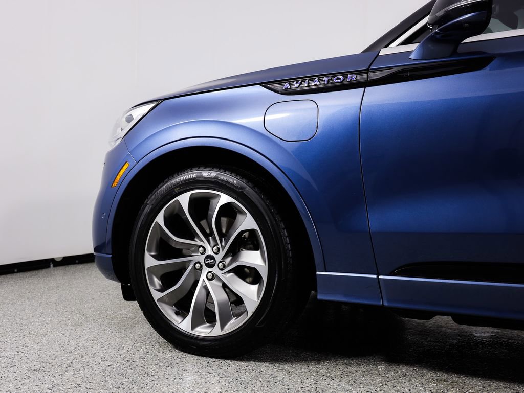 Used 2020 Lincoln Aviator Grand Touring w/ Equipment Group 302A image 6
