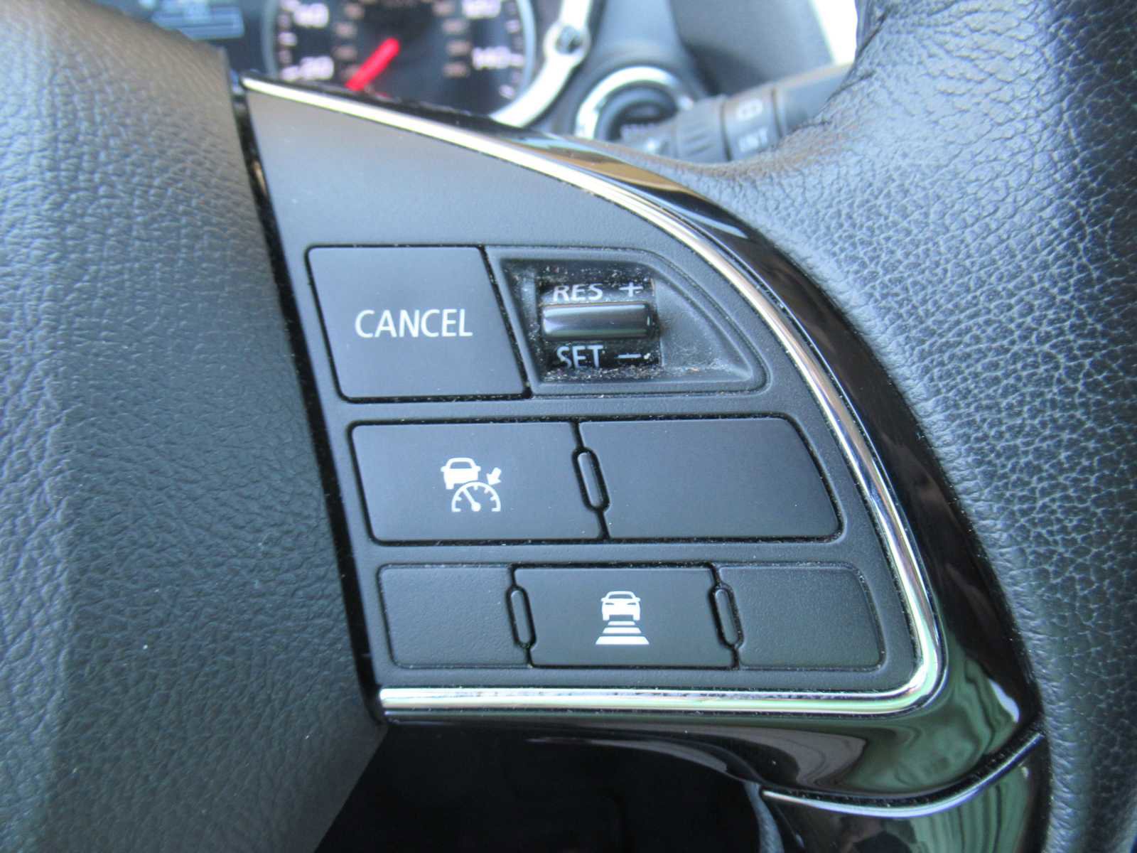 Used 2024 Mitsubishi Eclipse Cross SE image 27