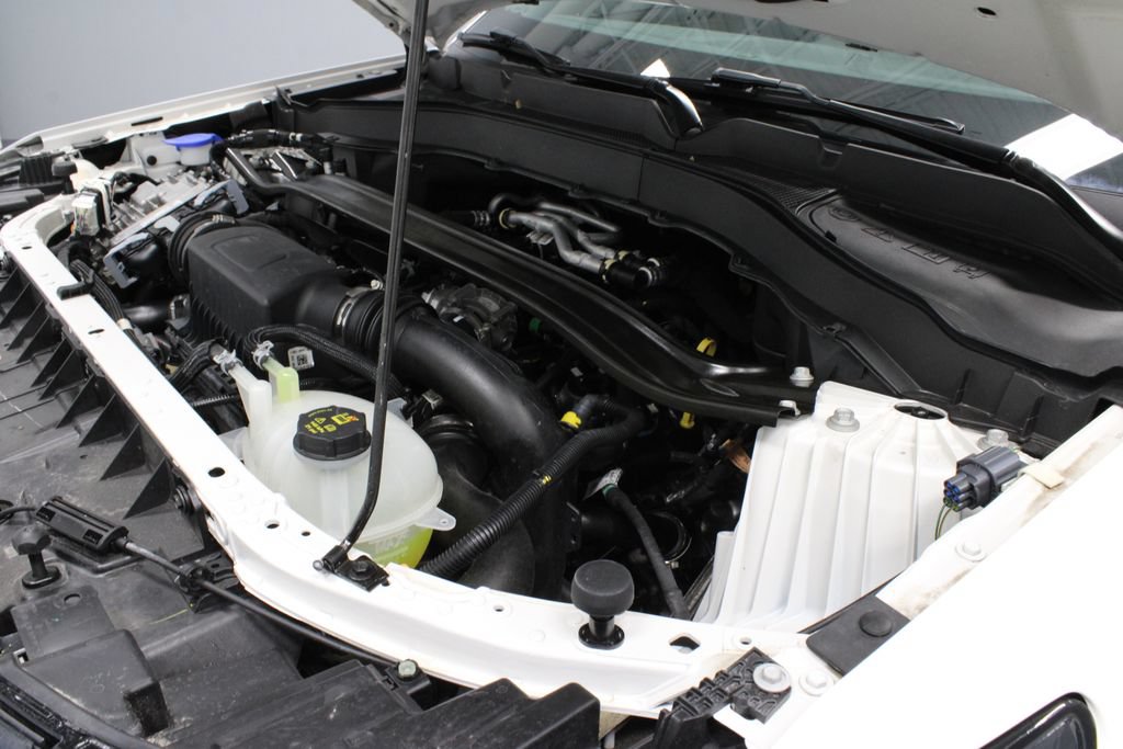 Certified 2025 Ford Explorer ST AWD/4WD image 13