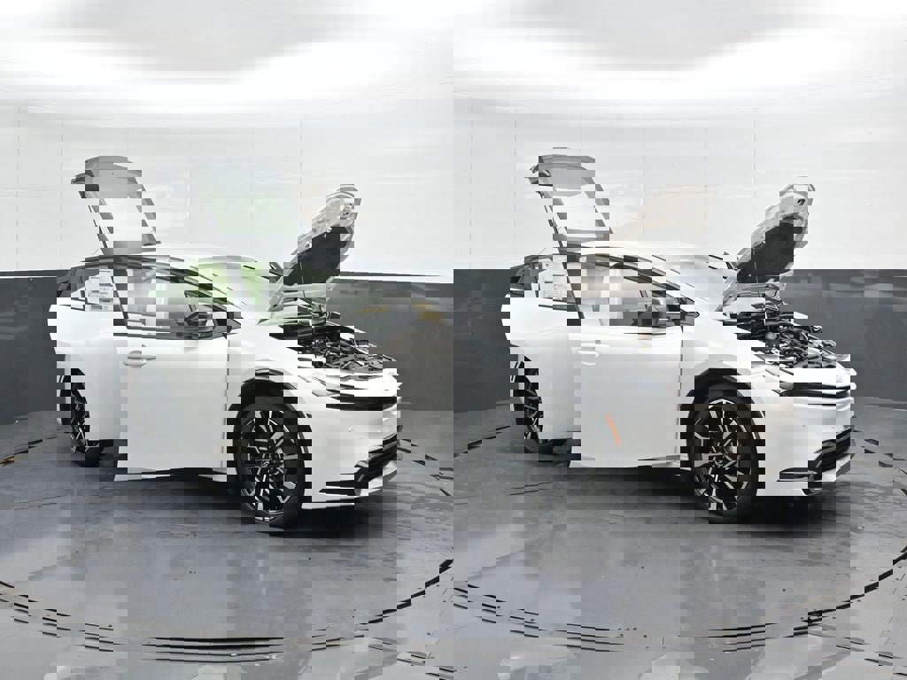 New 2026 Toyota Prius Plug-In Hybrid image 29