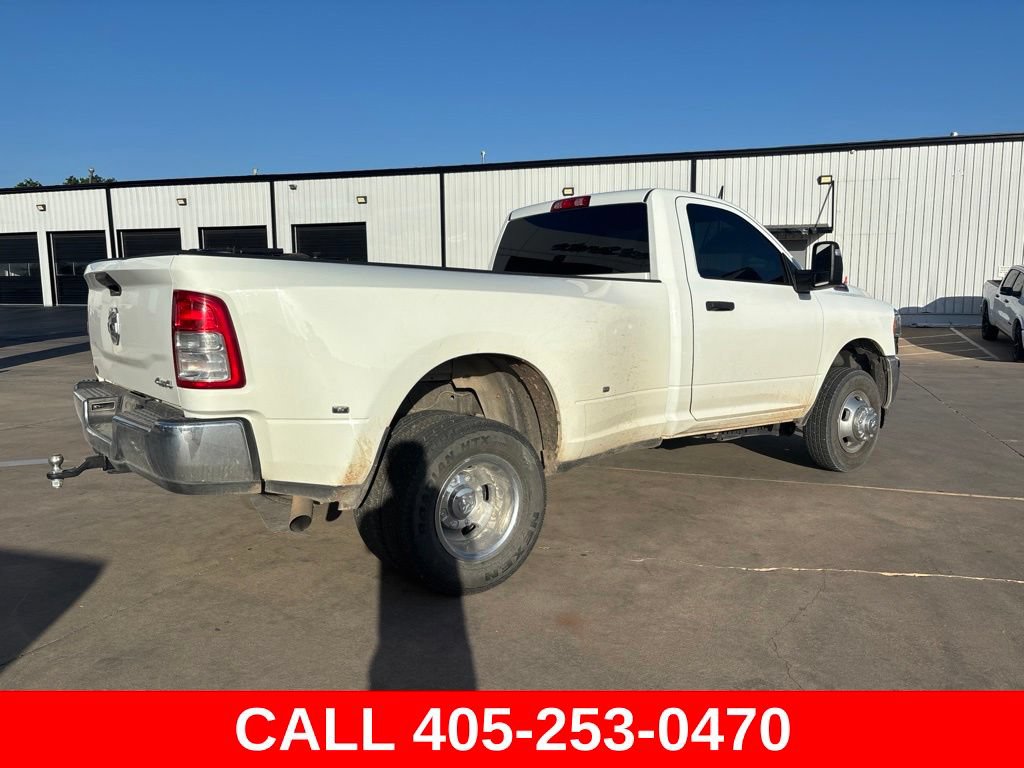 Used 2024 RAM 3500 Tradesman w/ Chrome Appearance Group AWD/4WD image 3