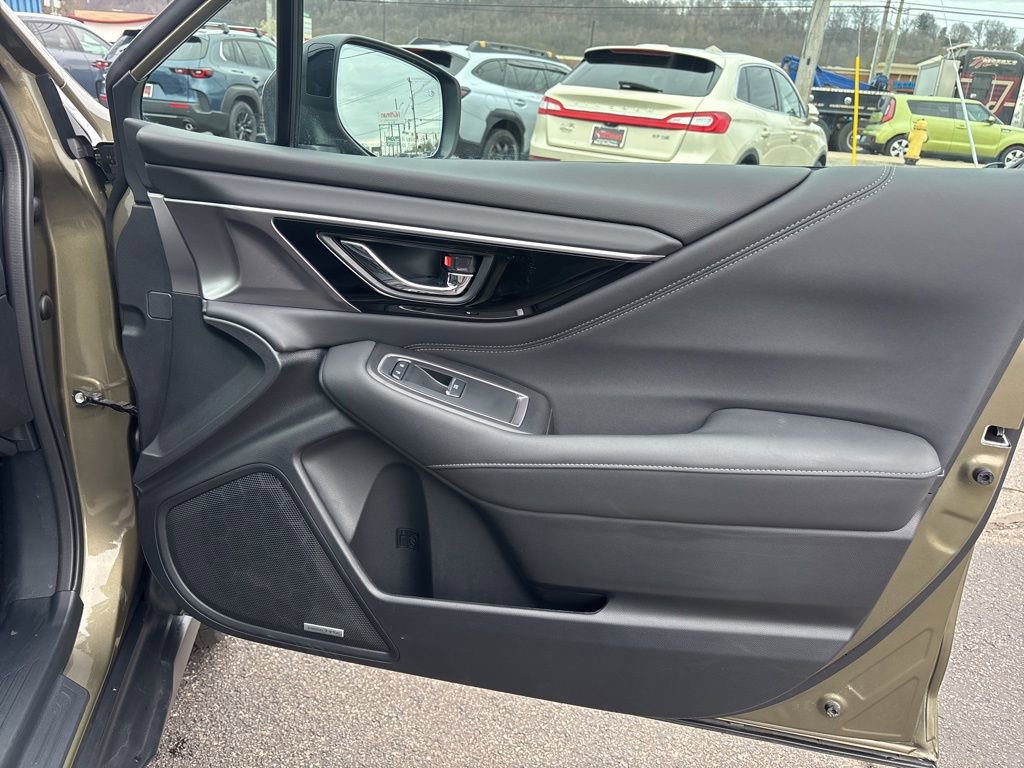 Certified 2025 Subaru Outback Limited XT image 29