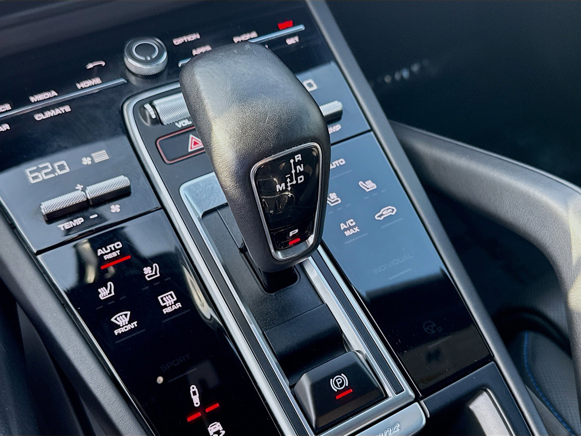 Used 2021 Porsche Cayenne S image 16