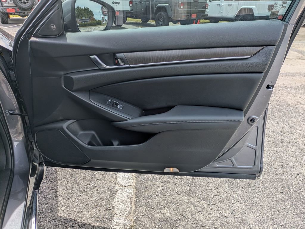 Used 2022 Honda Accord EX-L image 34