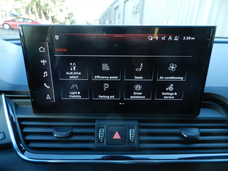 Used 2023 Audi Q5 2.0T Premium Plus w/ Premium Plus Package AWD/4WD image 35