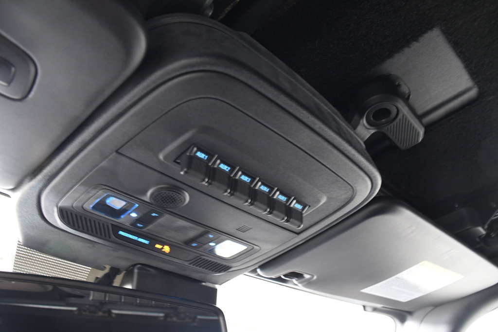 Used 2021 Ford Bronco First Edition AWD/4WD image 33