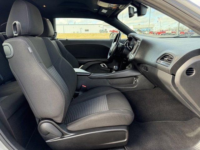 Used 2023 Dodge Challenger SXT w/ Blacktop Package image 9