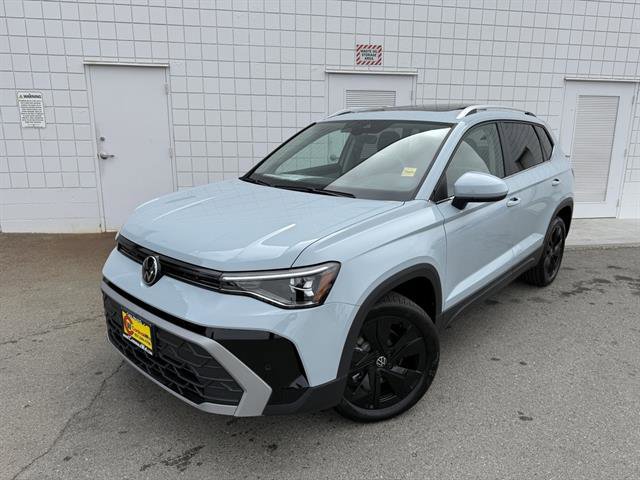 New 2025 Volkswagen Taos SE
