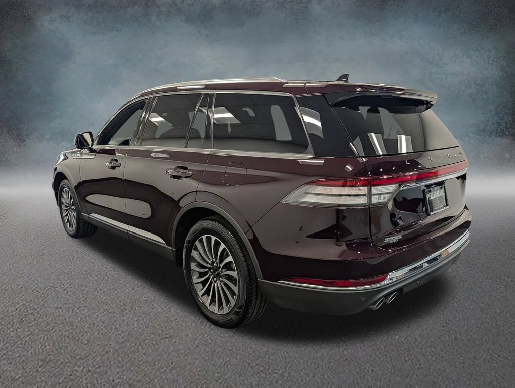Used 2023 Lincoln Aviator Reserve w/ Equipment Group 201A AWD/4WD image 7