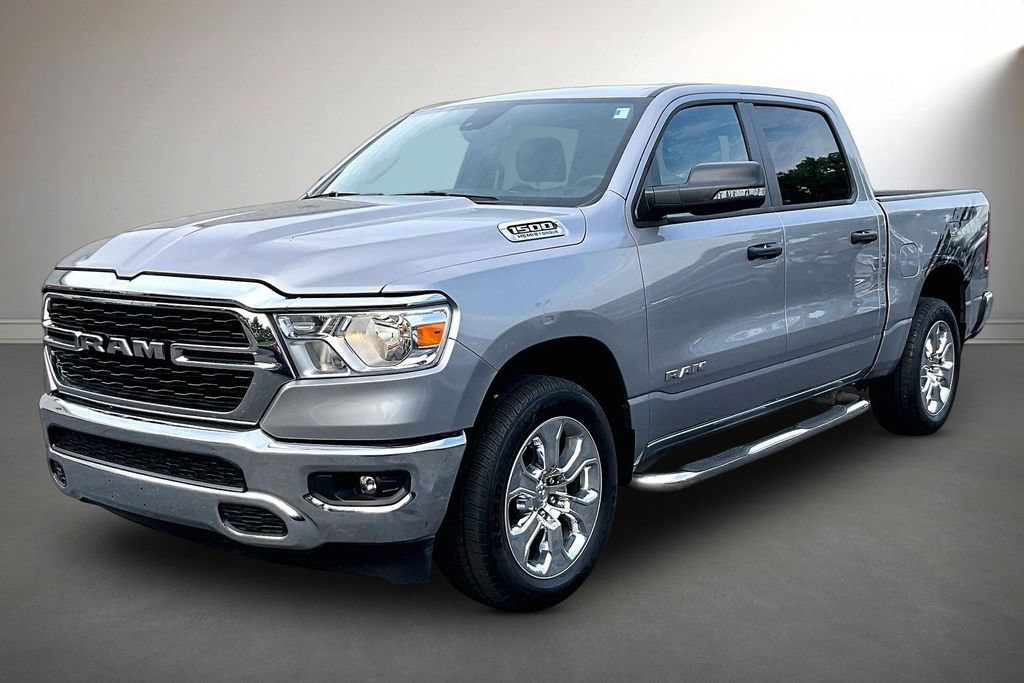Used 2023 RAM 1500 Big Horn AWD/4WD image 3