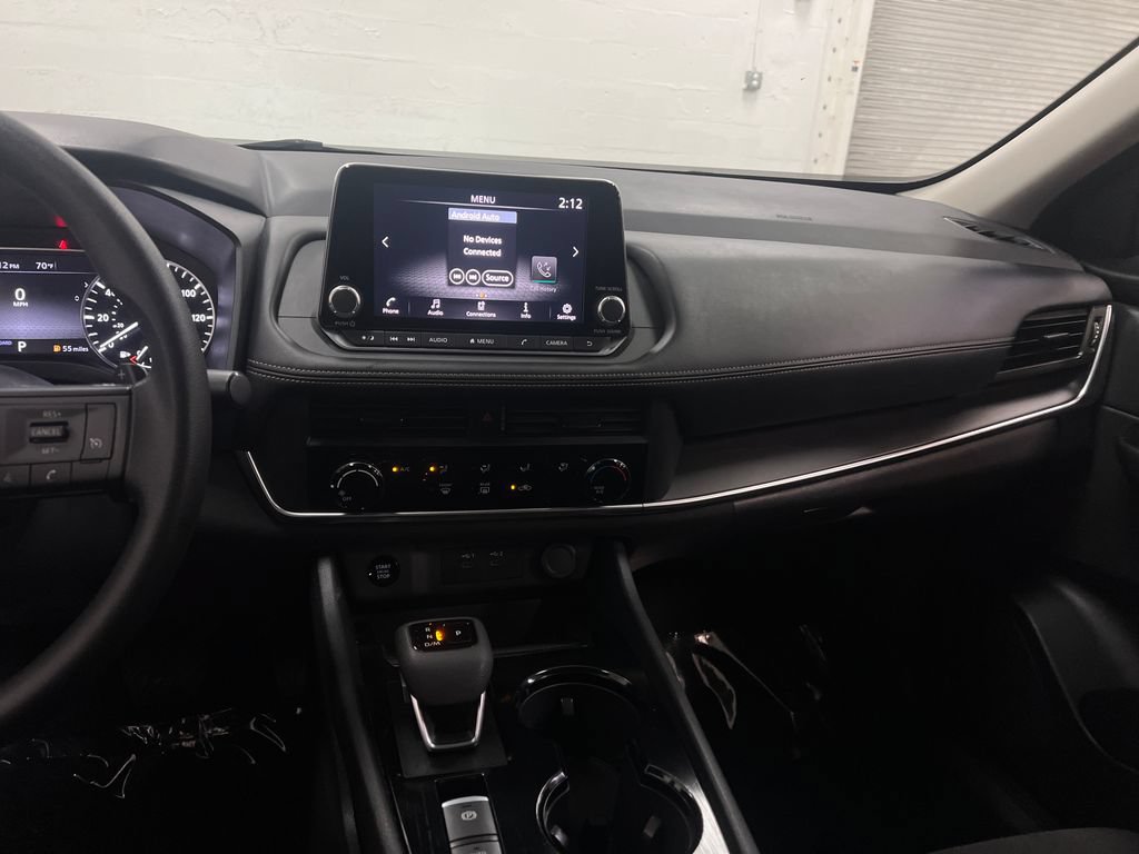 Used 2024 Nissan Rogue S FWD image 18