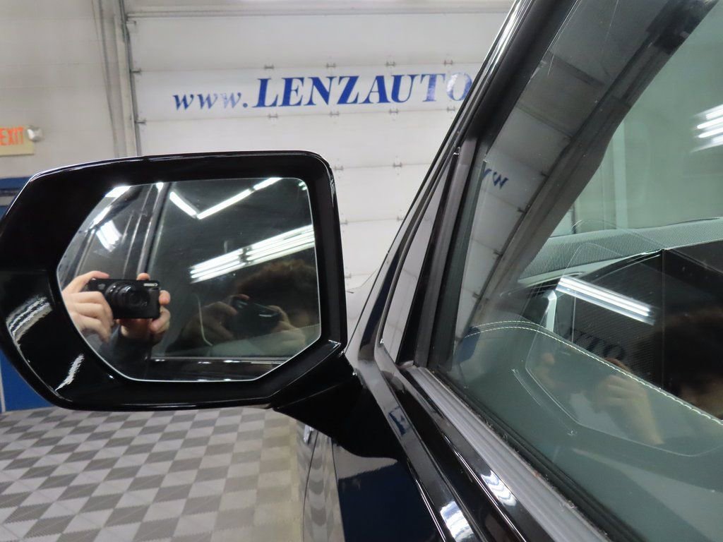 Used 2026 Cadillac Escalade Platinum Sport w/ LPO, Floor Liner Package image 60